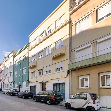 Colorful, Comfortable And Sunny * Lisbon